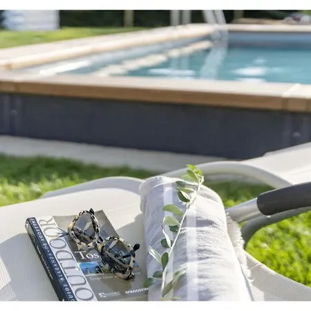 Zara Villa *